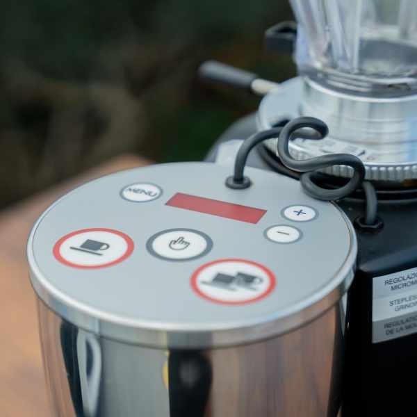 Mazzer Super Jolly Electric In Black On Demand - Image 3