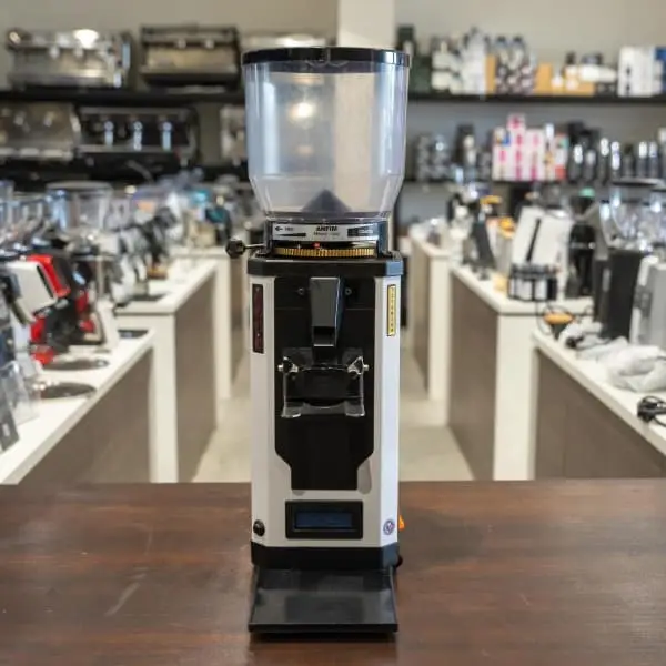 6 month Old Anfim Sp11 Commercial Espresso Grinder - Image 2