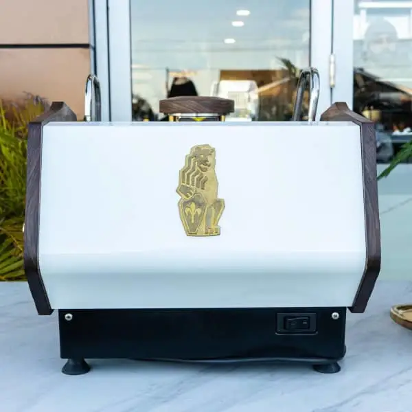 Custom Gold La Marzocco GS3 & Mazzer Coffee Machine Package - Image 3